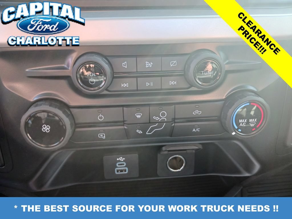 New 2024 Ford F450 XL w/ XL Chrome Package RWD image 23