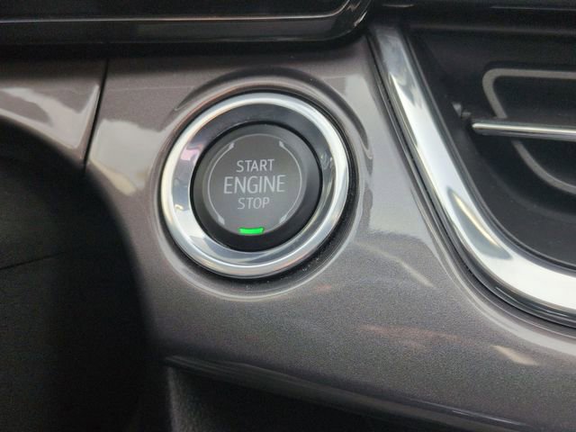 Certified 2025 Chevrolet Trax ACTIV w/ Sunroof Package image 18