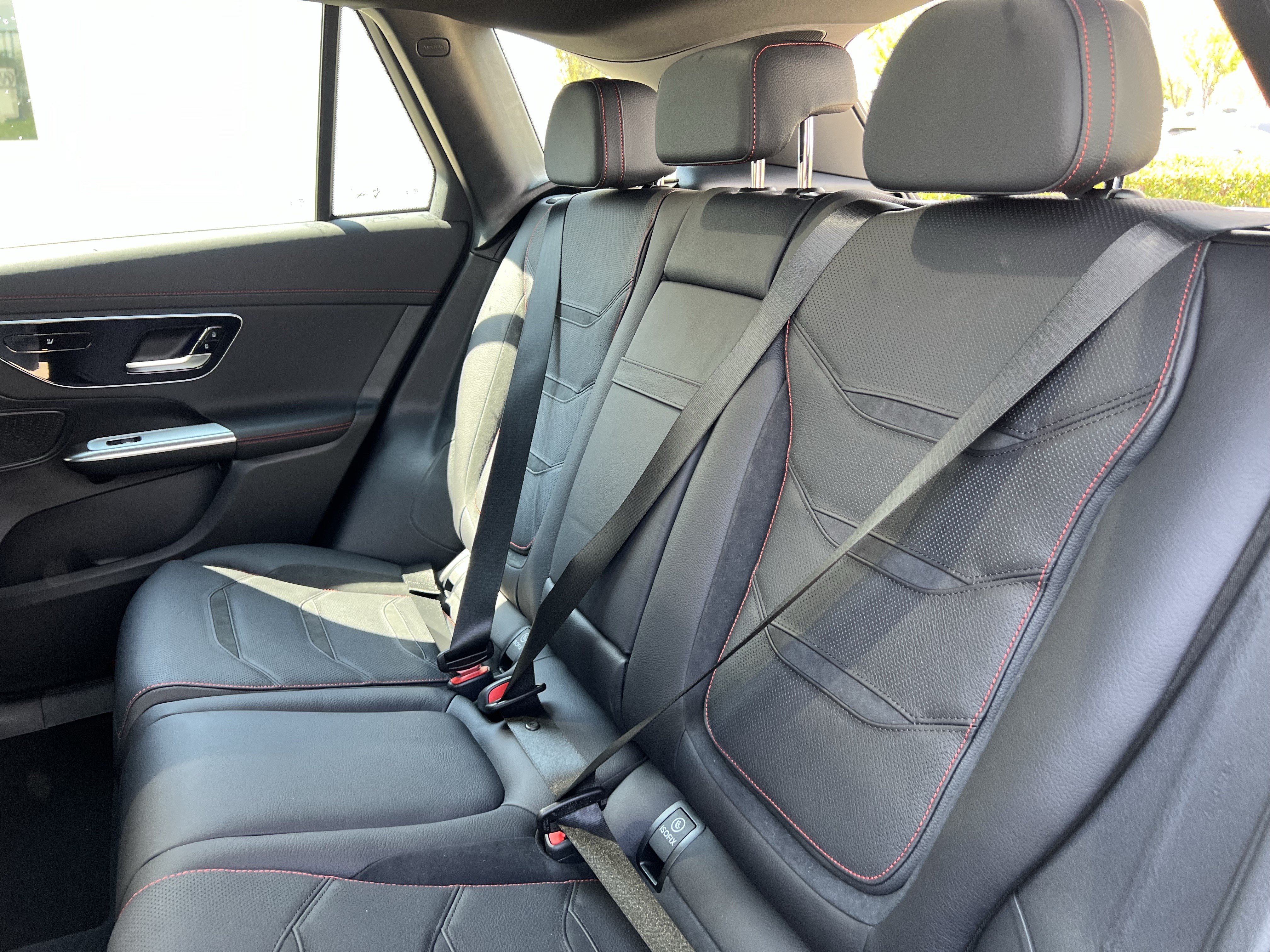 Used 2026 Mercedes-Benz GLC 43 AMG 4MATIC image 32