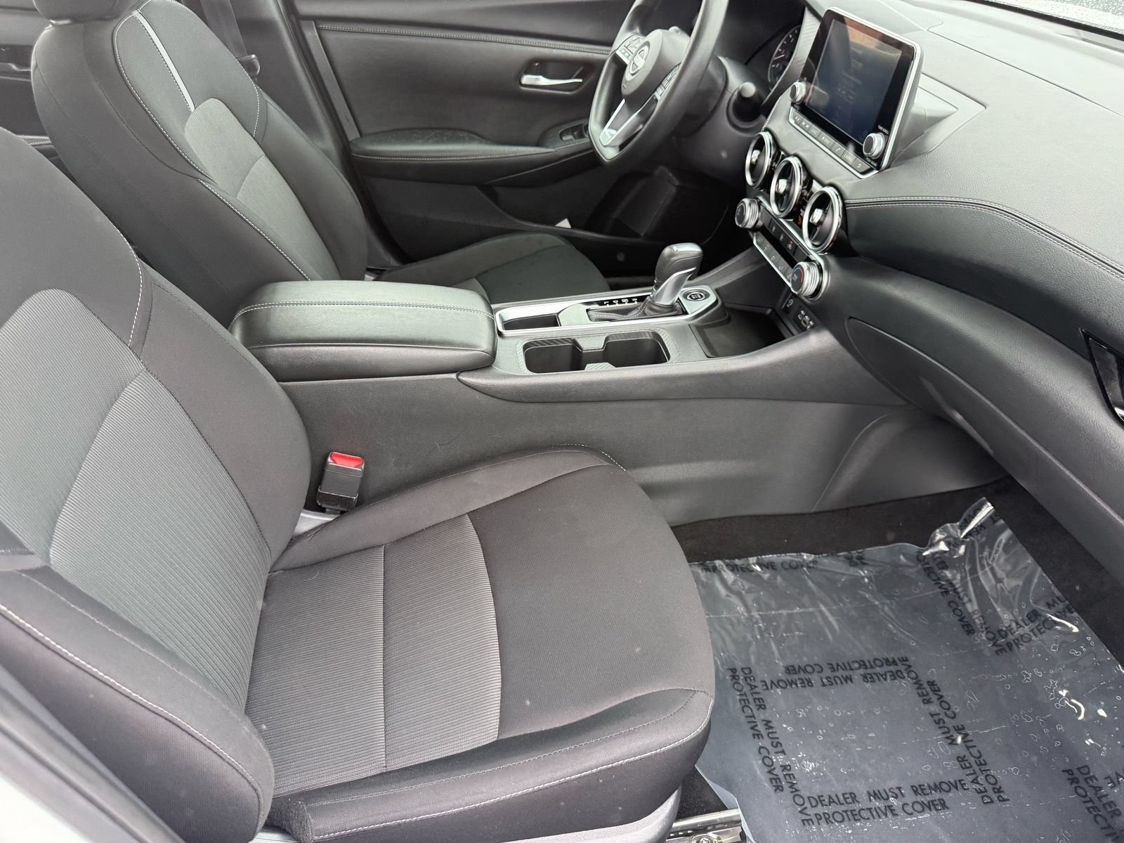 Used 2024 Nissan Sentra SV FWD image 30