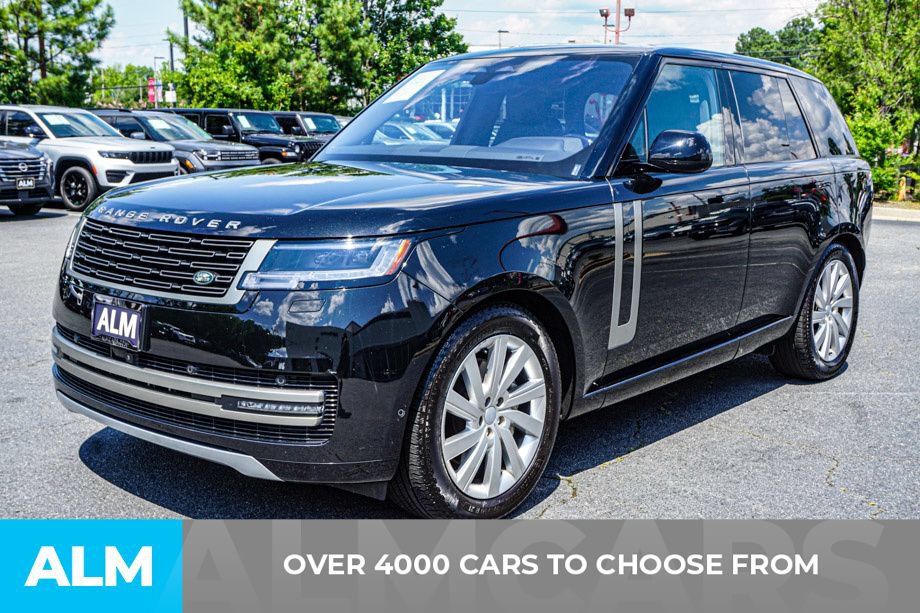Used 2023 Land Rover Range Rover SE AWD/4WD image 2