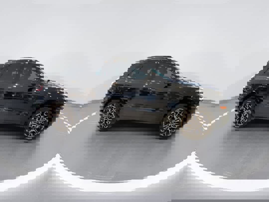 Used 2018 Porsche Macan S w/ Premium Package Plus image 9