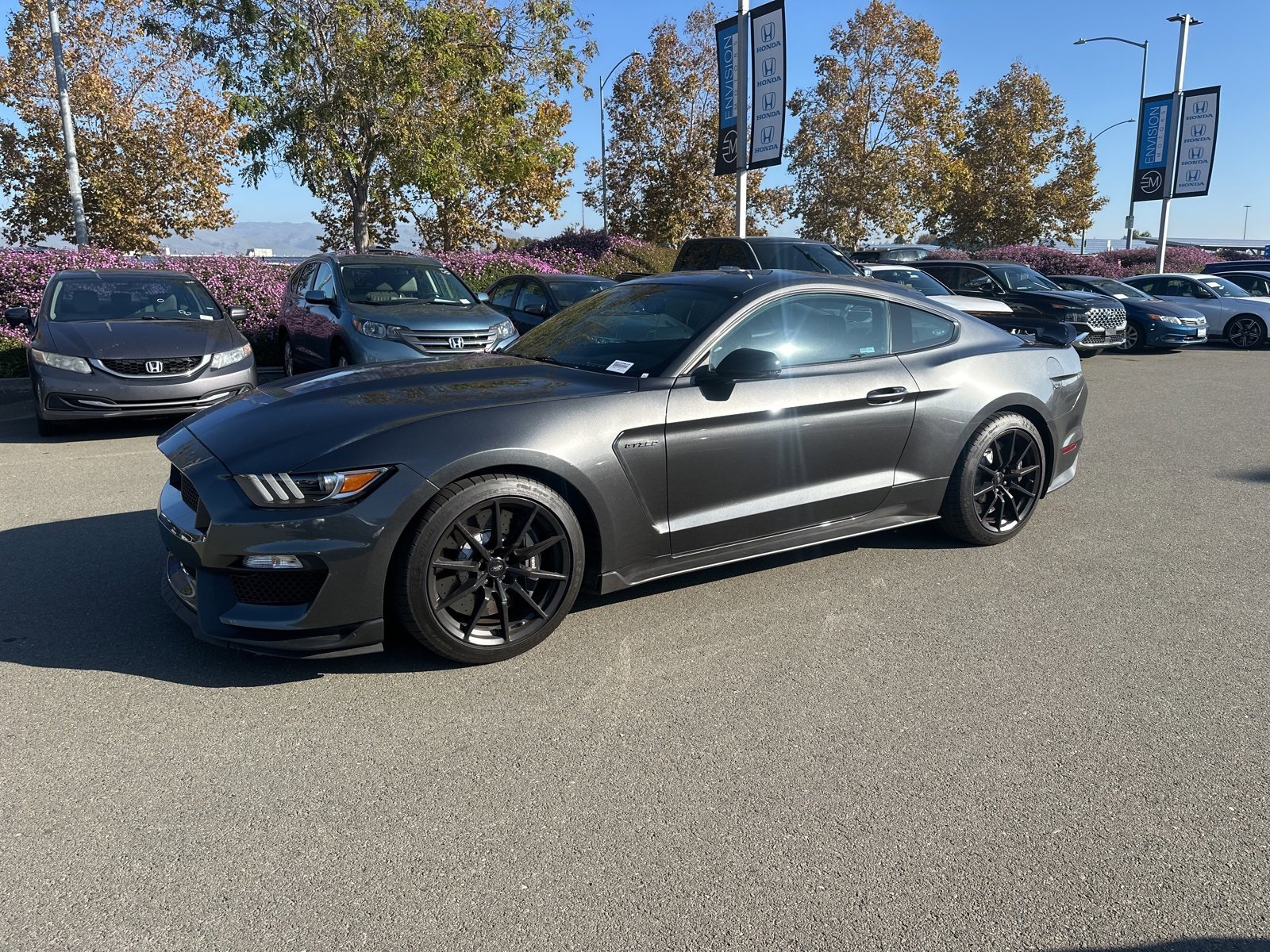 Used 2017 Ford Mustang Shelby GT350 w/ Electronics Package image 5
