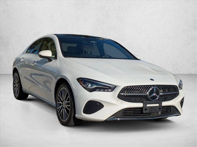 Used 2025 Mercedes-Benz CLA 250 image 3