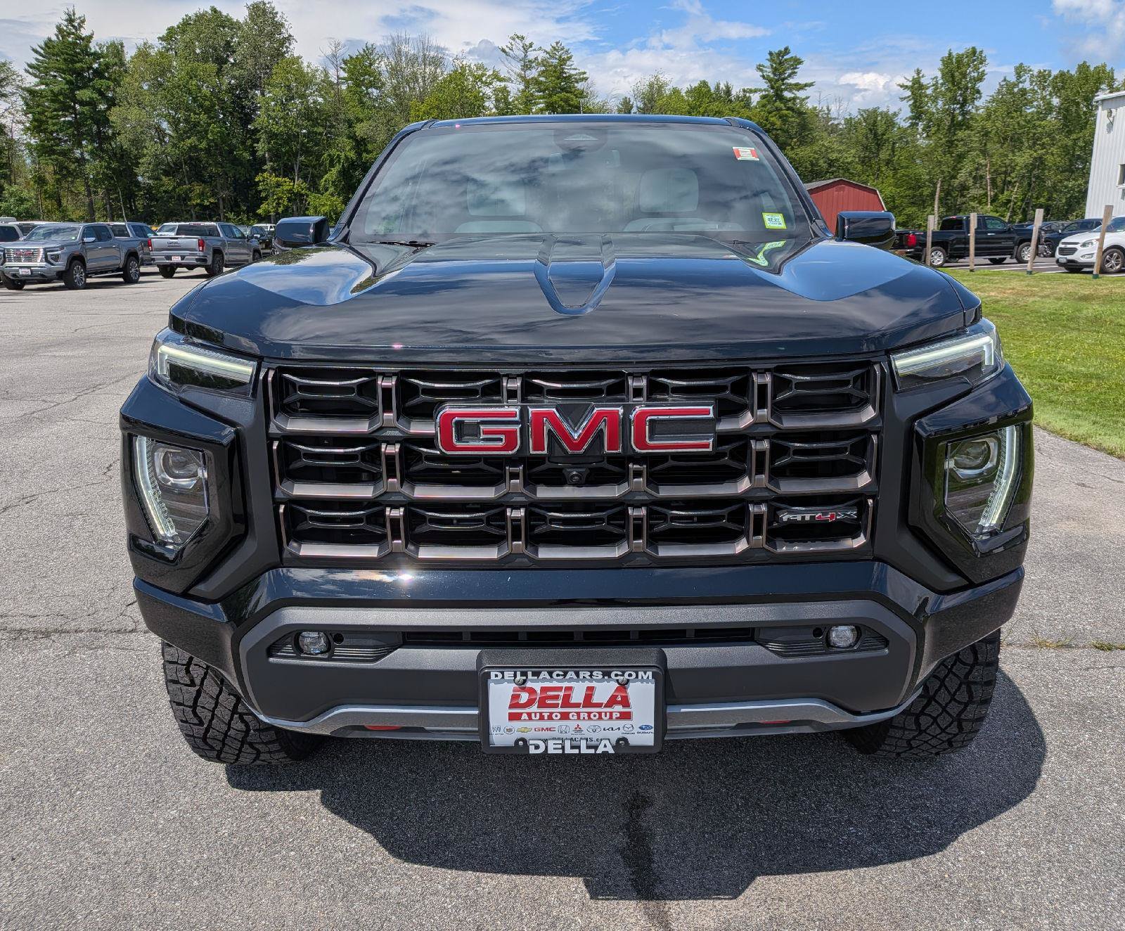 Used 2026 GMC Canyon AT4X AWD/4WD image 2