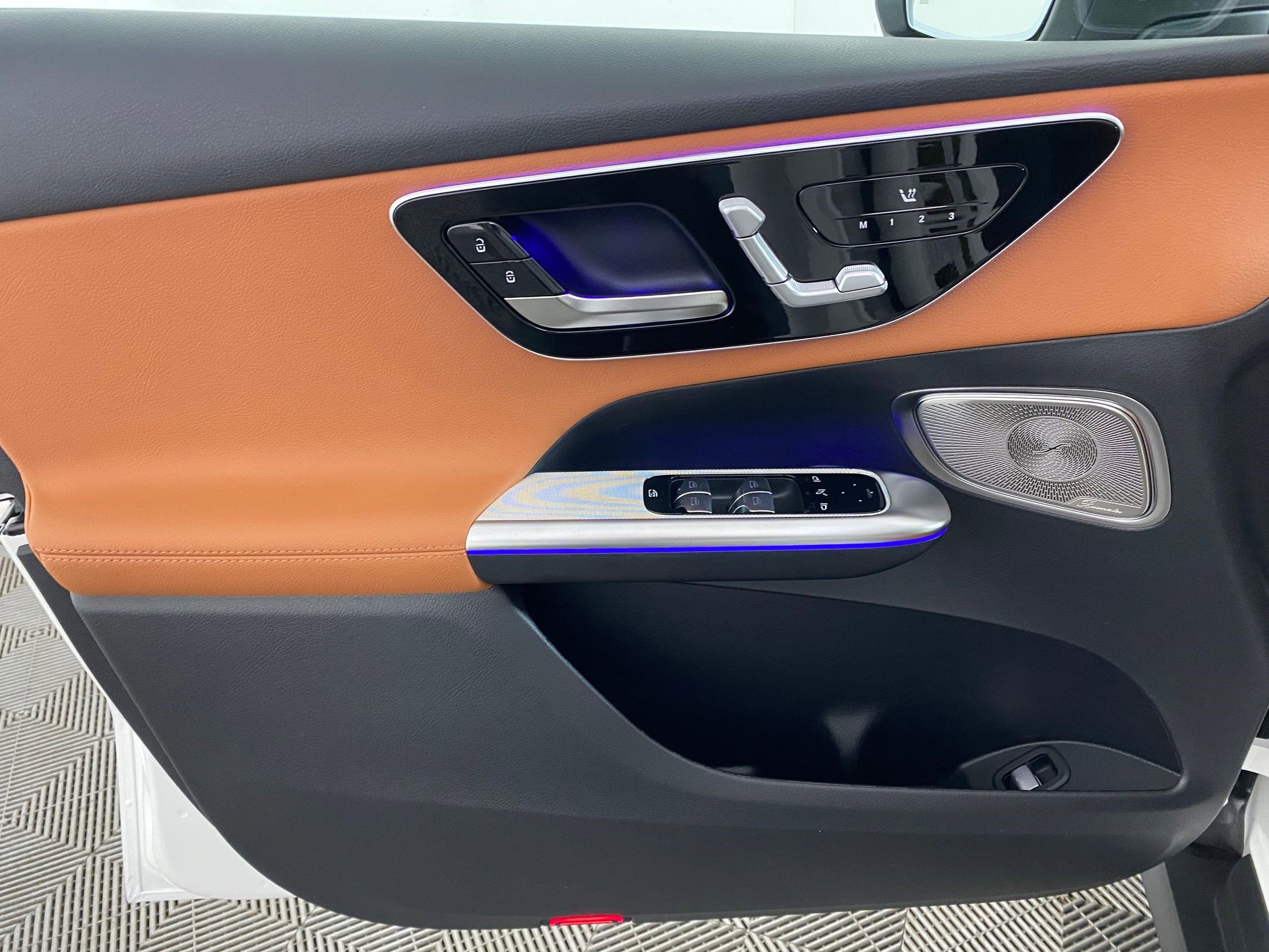 Used 2026 Mercedes-Benz GLC 300 4MATIC image 11