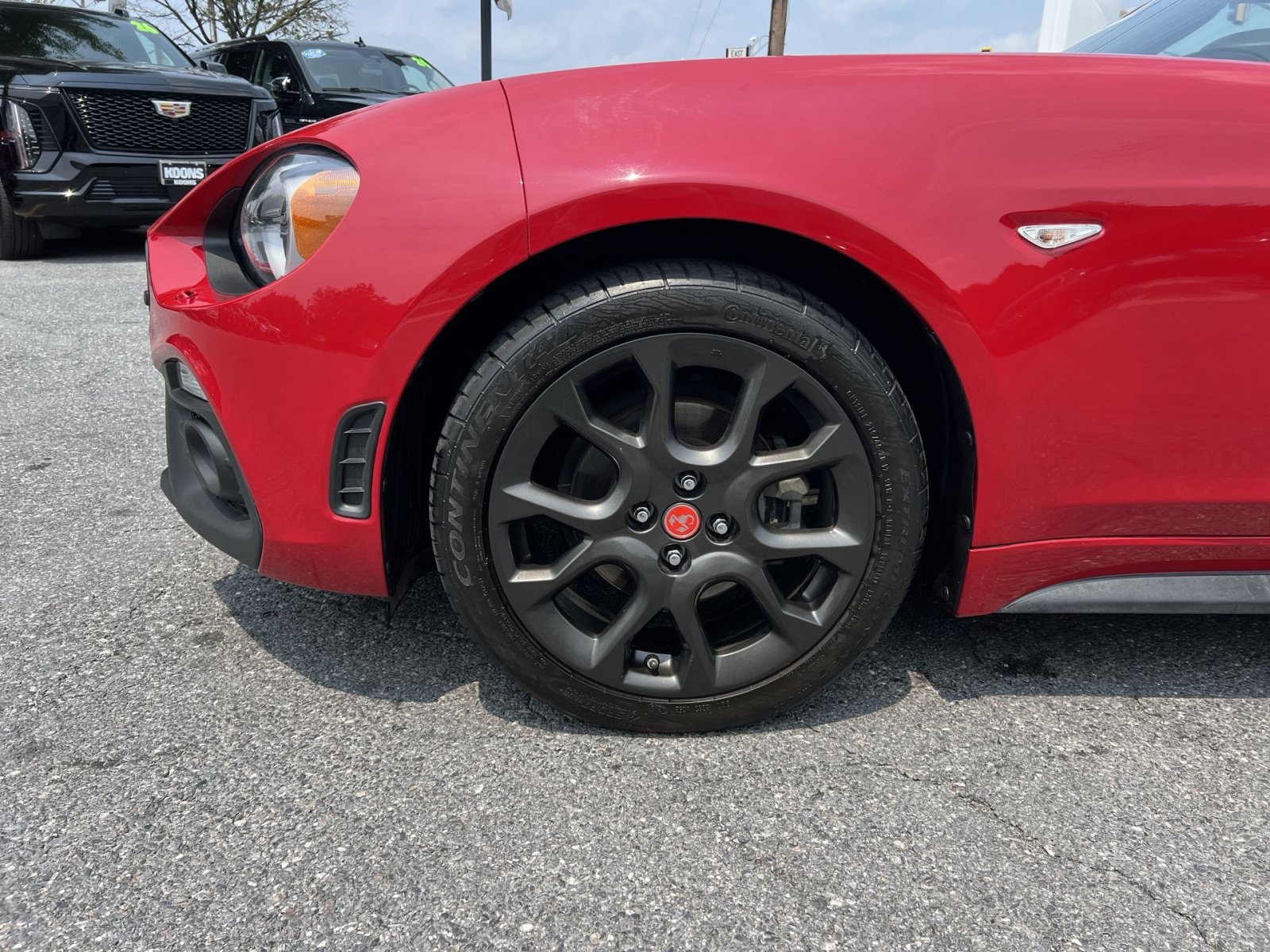 Used 2019 FIAT 124 Spider Abarth w/ Convenience Group RWD image 12
