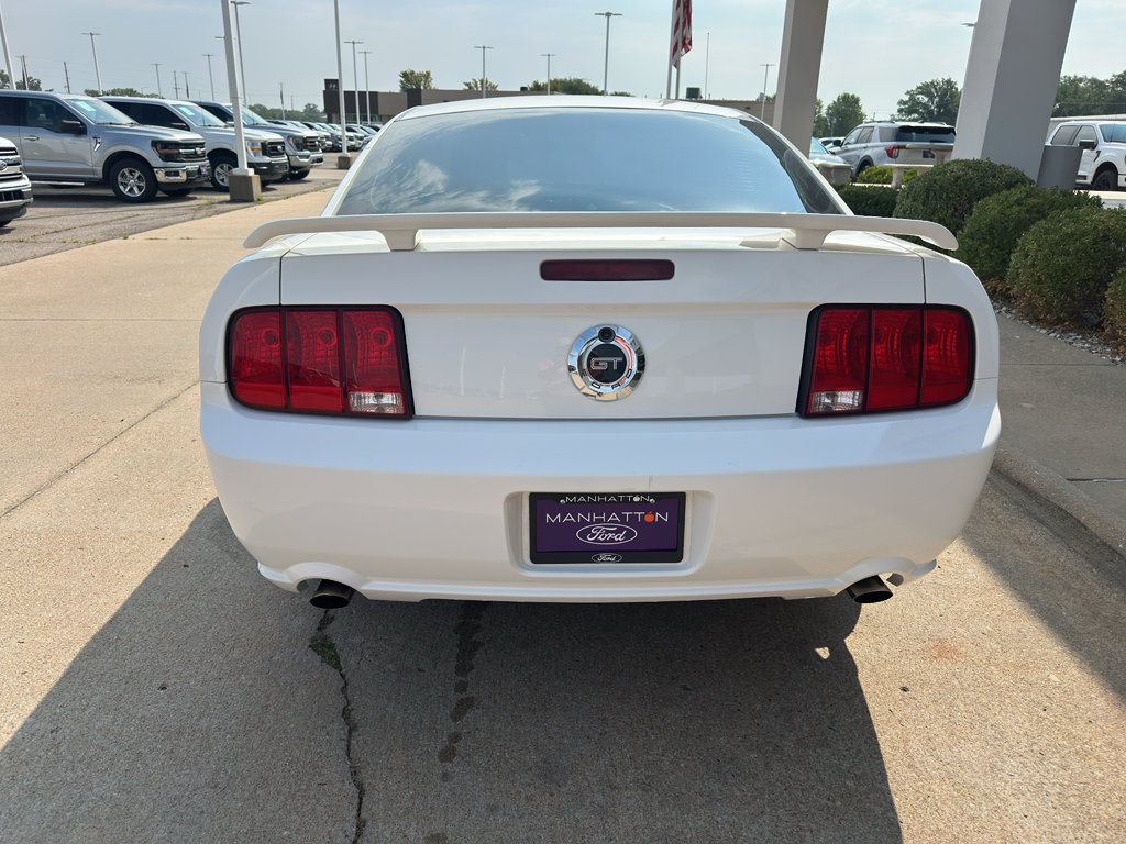 Used 2006 Ford Mustang GT Premium RWD image 13