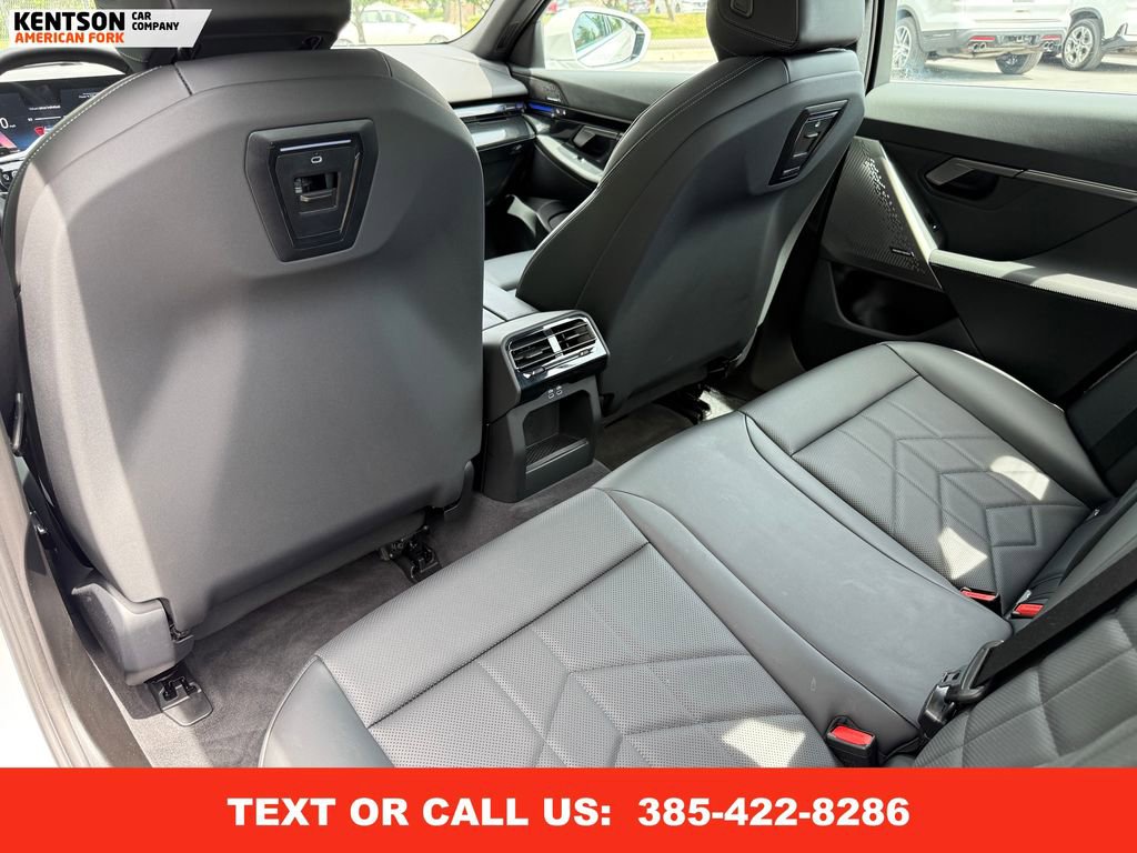 Used 2025 BMW 530i xDrive image 37