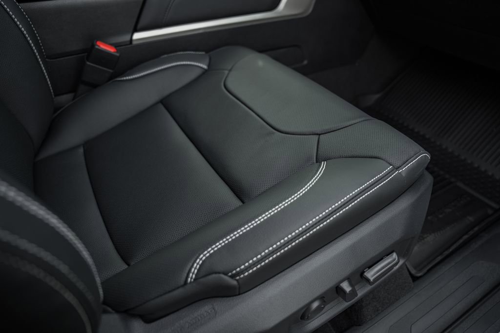 New 2026 Toyota Tundra Limited image 37