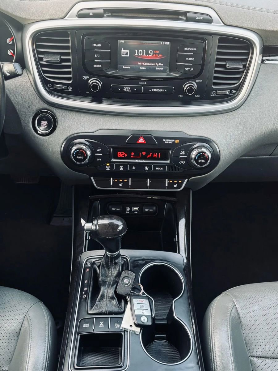 Used 2016 Kia Sorento EX w/ EX Premium Package image 20