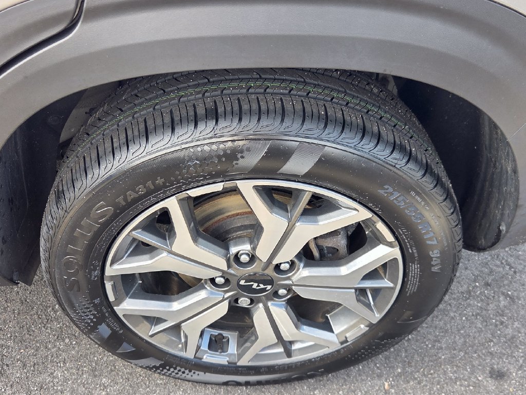 Certified 2023 Kia Seltos EX AWD/4WD image 13