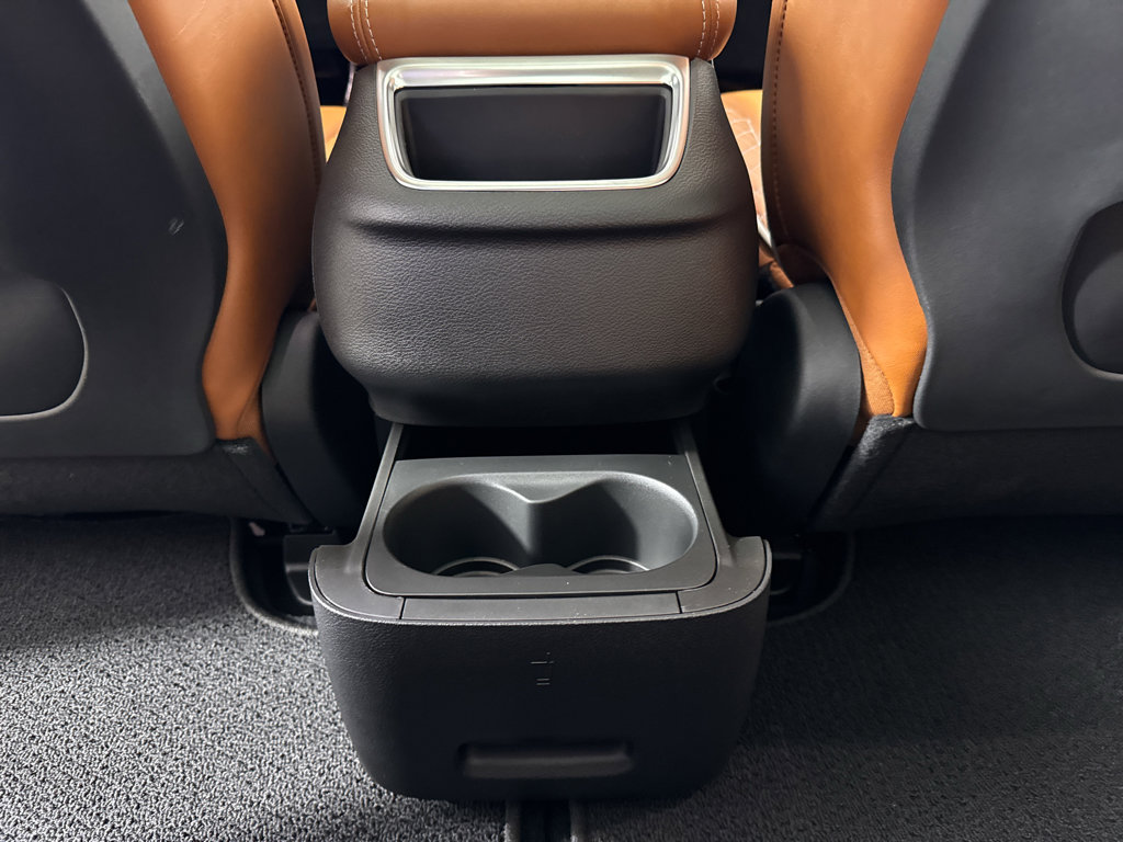 New 2026 Chrysler Pacifica Pinnacle image 48