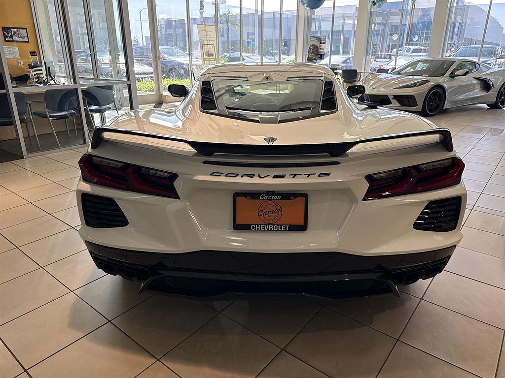 Used 2023 Chevrolet Corvette Stingray Premium Cpe w/ Z51 Performance Package RWD image 4