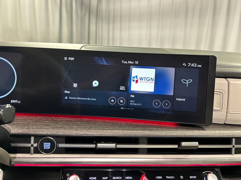 Used 2025 Hyundai Santa Fe Limited image 15