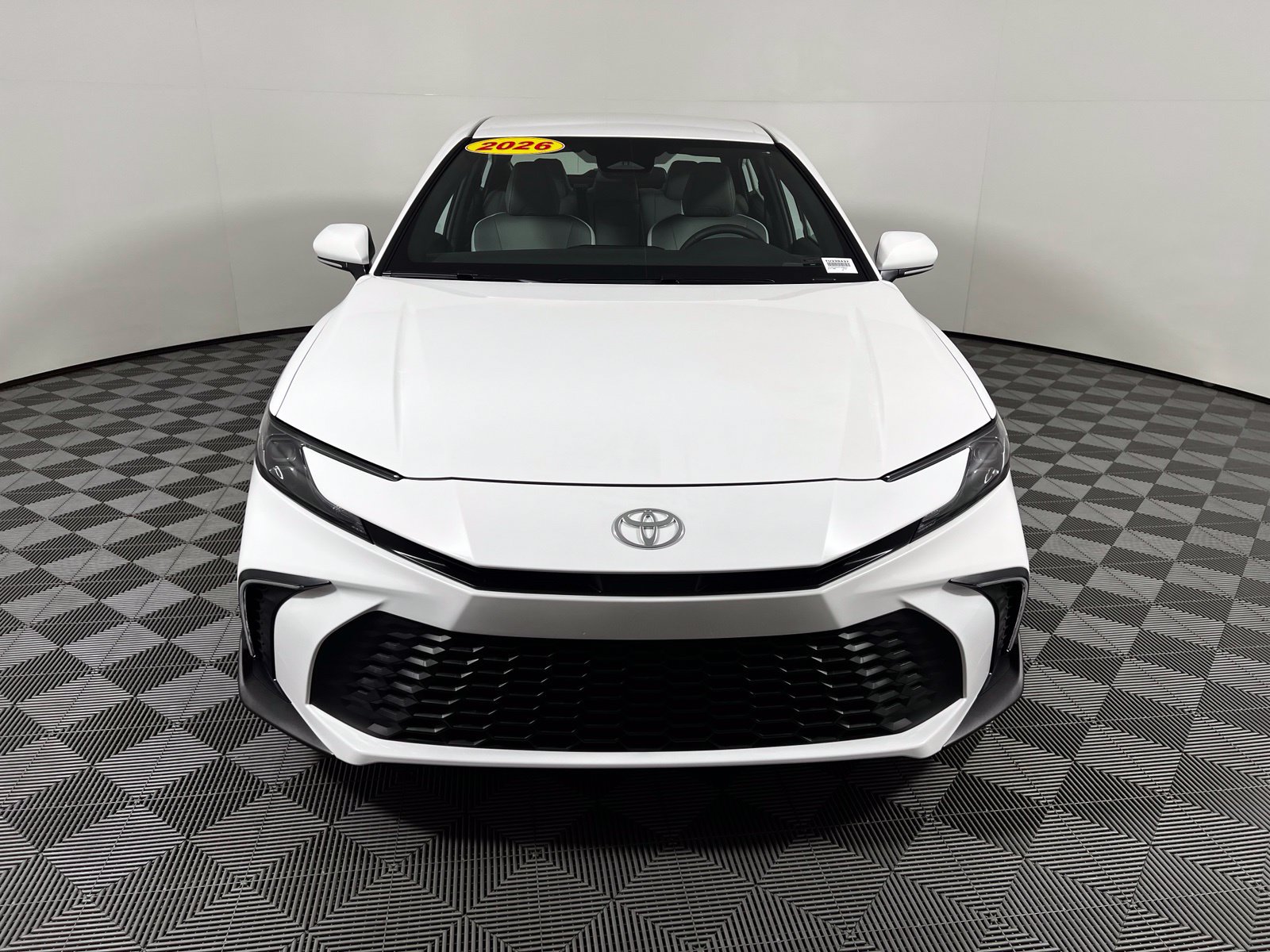 Used 2026 Toyota Camry SE FWD image 2