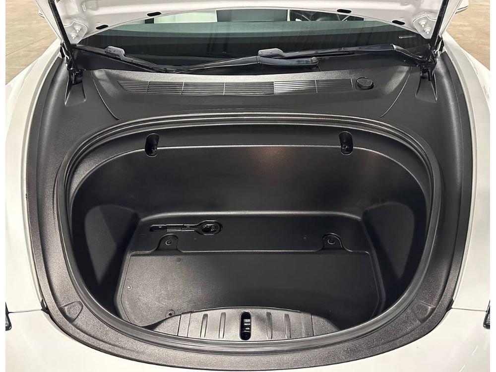 Used 2020 Tesla Model 3 Standard Range Plus image 4