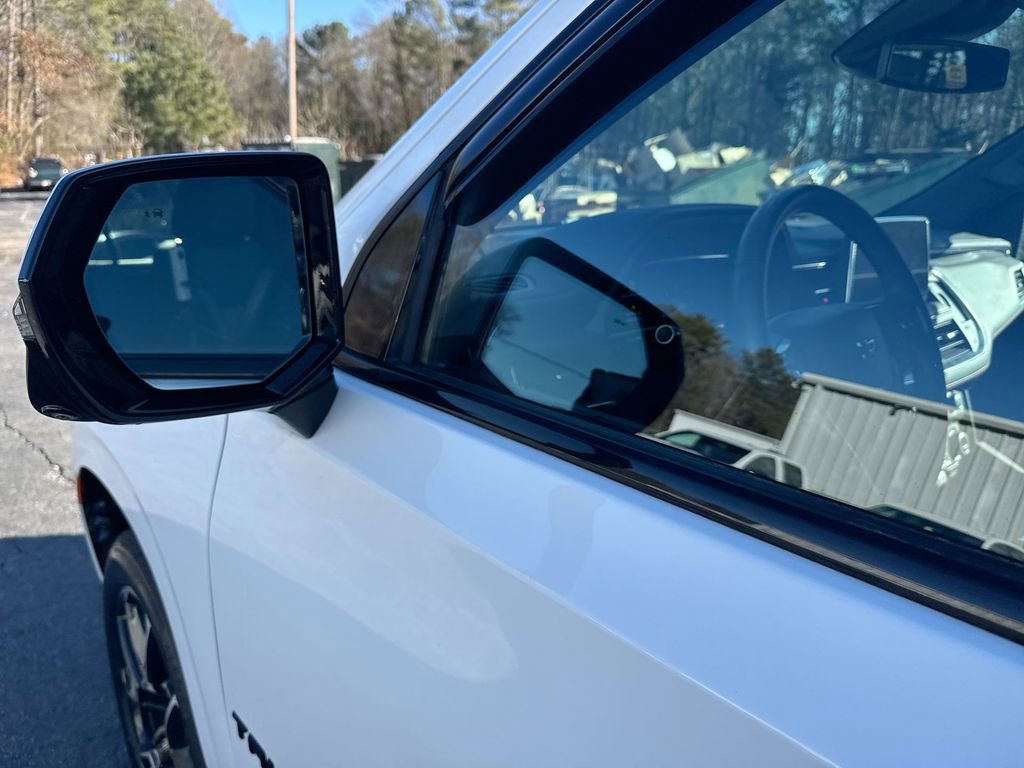 Used 2024 Chevrolet Tahoe RST w/ Luxury Package image 11