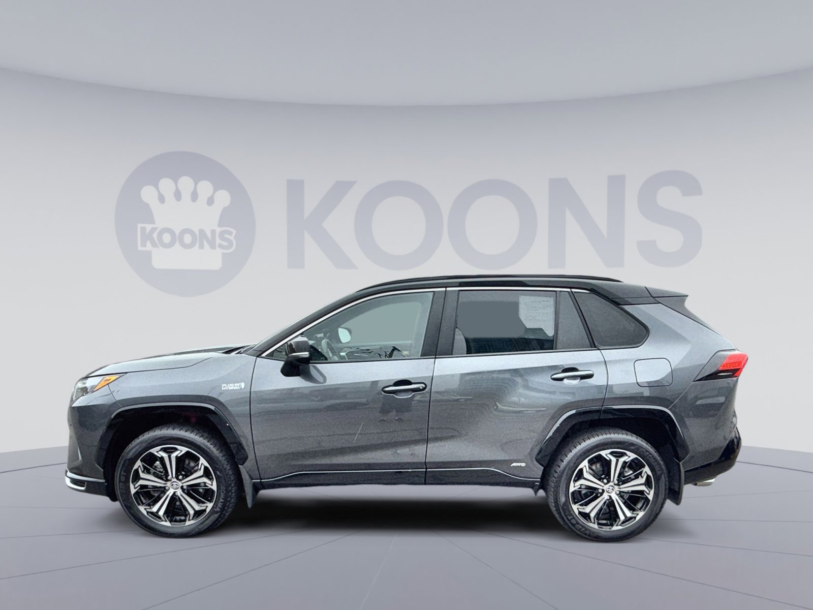 Used 2024 Toyota RAV4 XSE w/ Premium Package image 2