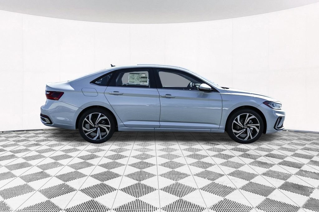 New 2026 Volkswagen Jetta SEL FWD image 15