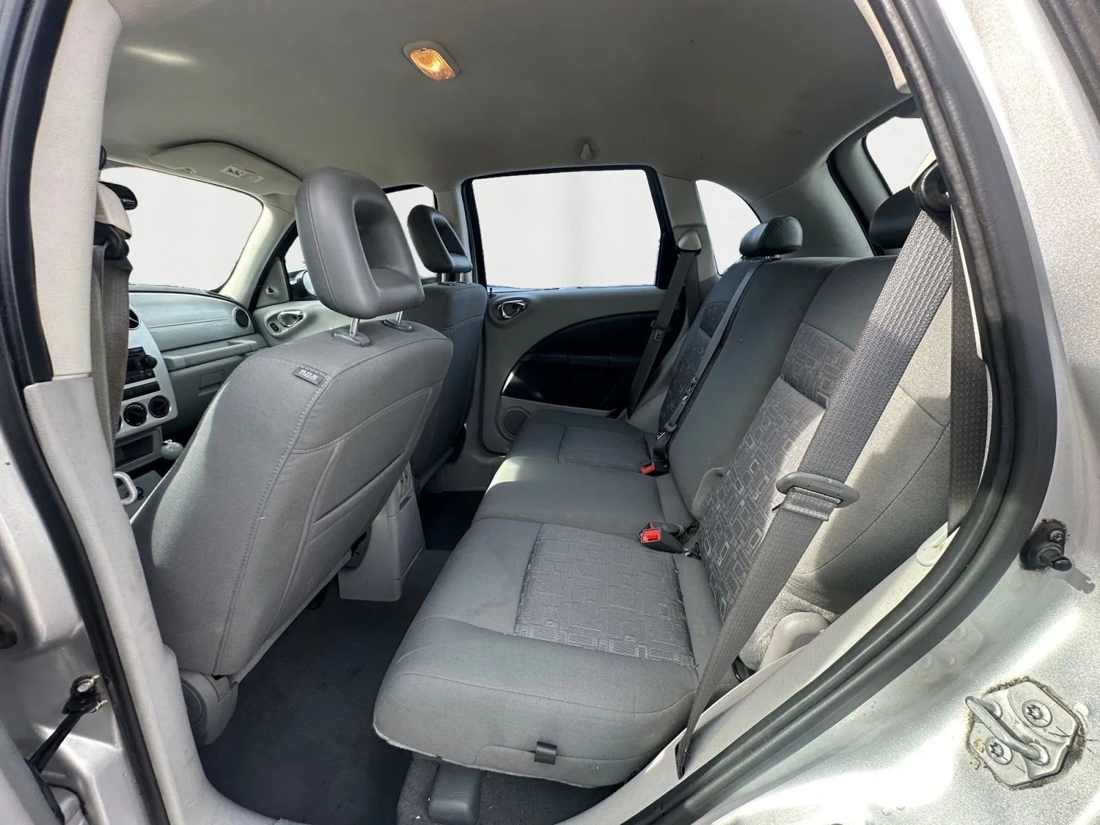 Used 2009 Chrysler PT Cruiser FWD image 13