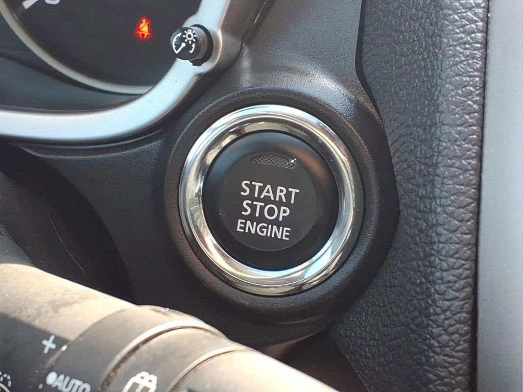 Used 2025 Mitsubishi Eclipse Cross AWD image 11