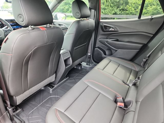 New 2026 Chevrolet Trax RS w/ Sunroof Package FWD image 16
