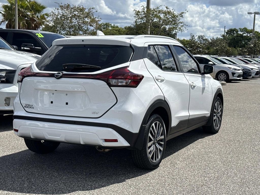 Certified 2023 Nissan Kicks SV FWD image 4