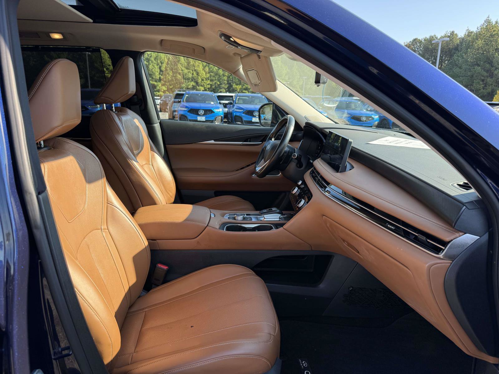 Used 2022 INFINITI QX60 Sensory w/ Vision Package AWD/4WD image 14