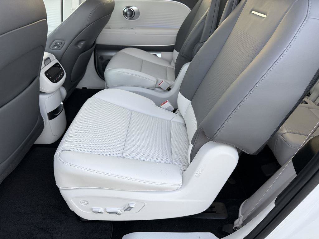 New 2026 Hyundai Ioniq 9 Limited image 7