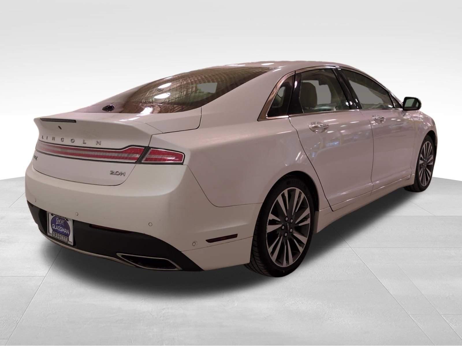 Used 2020 Lincoln MKZ Reserve w/ Elements Package image 4