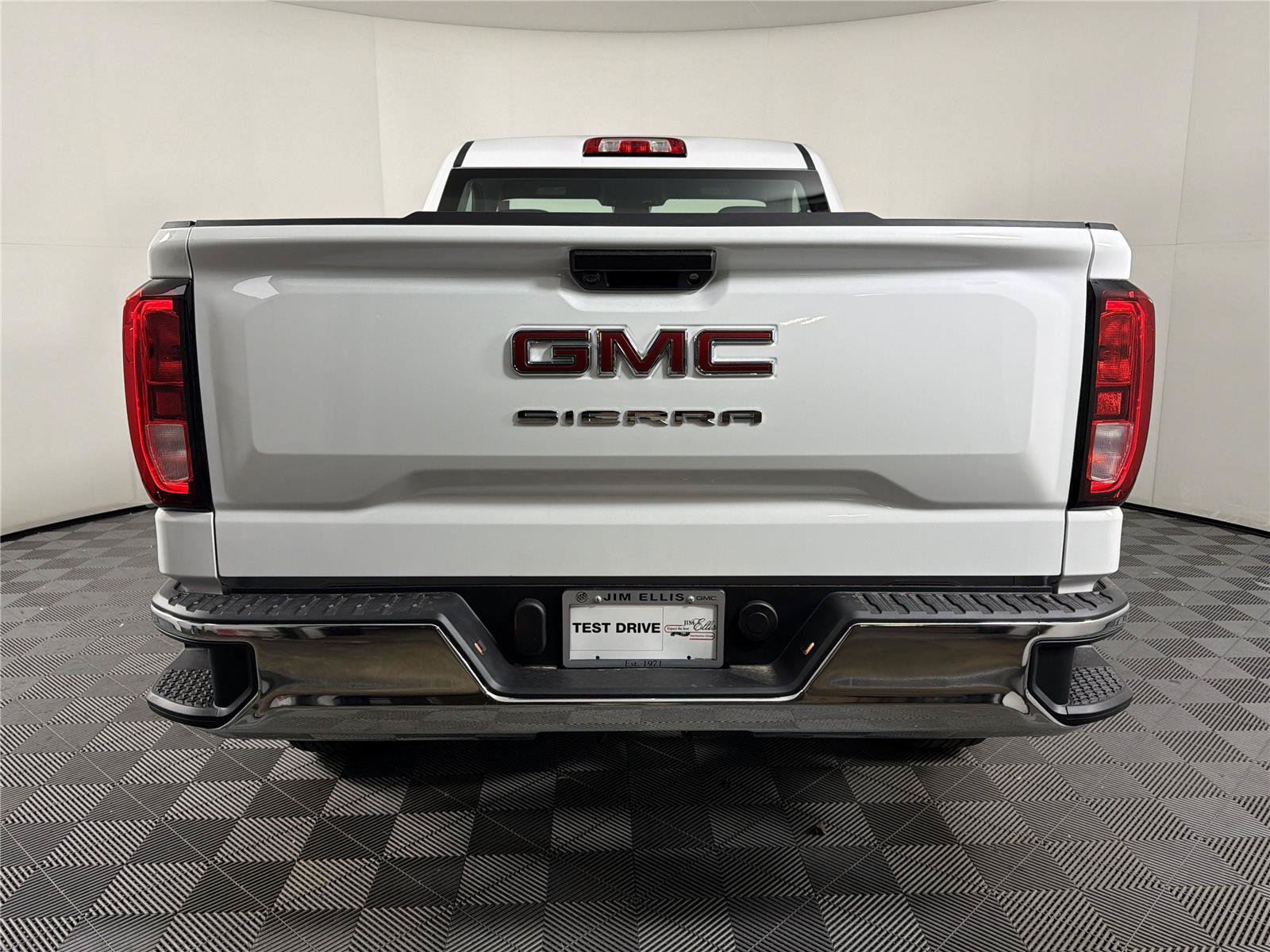 New 2026 GMC Sierra 1500 Pro RWD image 5