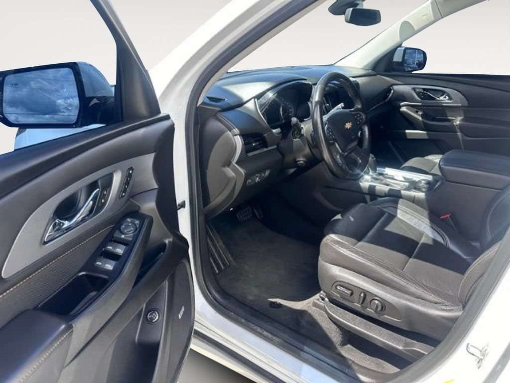Used 2020 Chevrolet Traverse Premier w/ LPO, Floor Liner Package FWD image 12