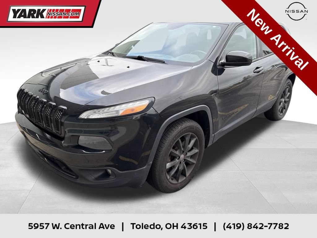 Used 2014 Jeep Cherokee Latitude w/ Comfort/Convenience Group