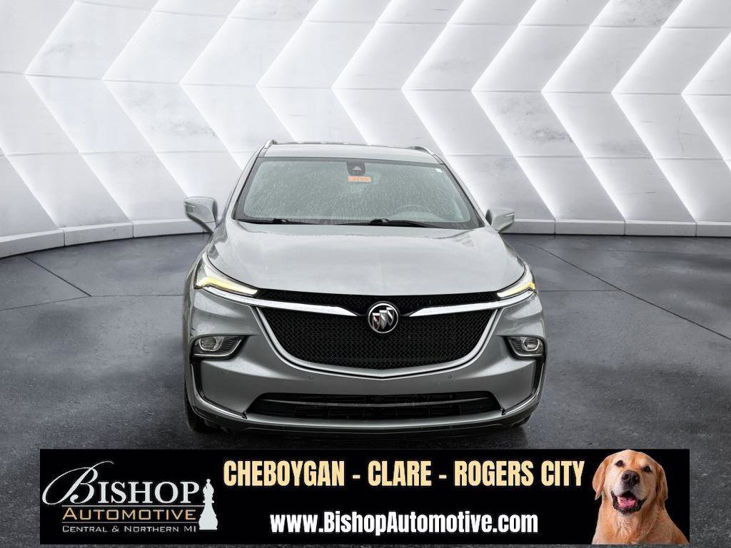 Used 2023 Buick Enclave Essence w/ Sport Touring Edition AWD/4WD image 21