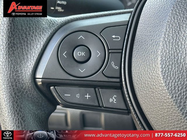 Used 2021 Toyota Corolla LE w/ LE Convenience Package FWD image 23