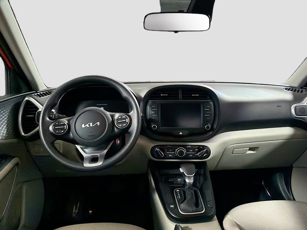 Used 2024 Kia Soul LX w/ Option Group 015 FWD image 22