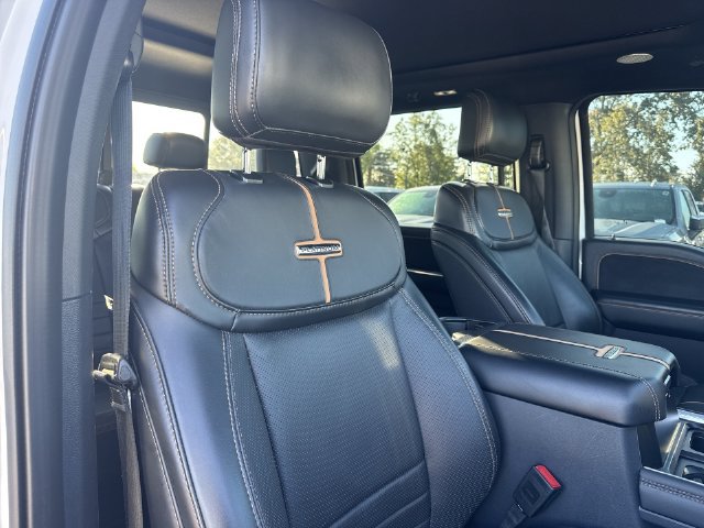 Used 2024 Ford F250 Platinum w/ FX4 Off-Road Package AWD/4WD image 29
