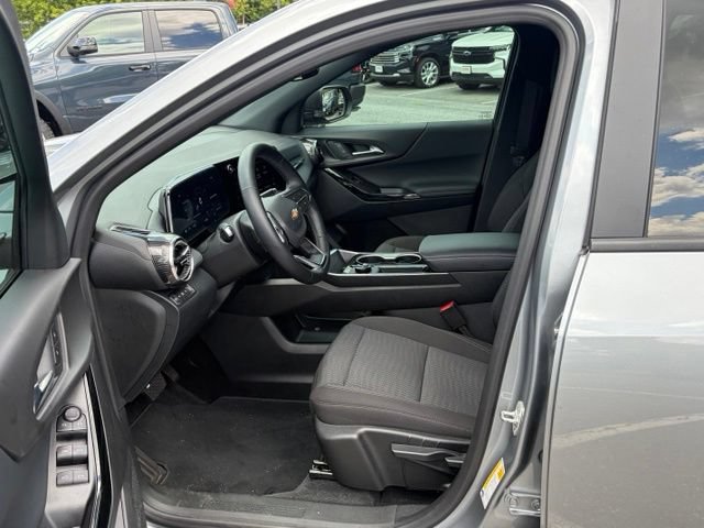 Used 2026 Chevrolet Equinox LT AWD/4WD image 15