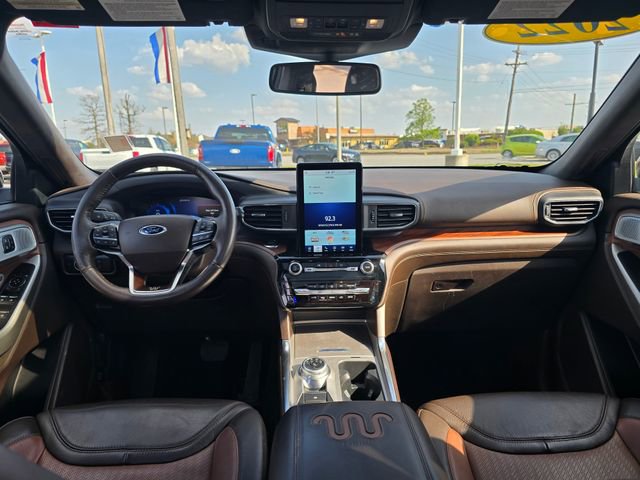 Used 2022 Ford Explorer King Ranch w/ Premium Technology Package AWD/4WD image 19