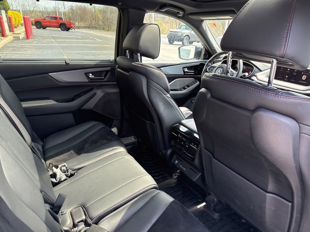 Used 2023 Acura MDX A-Spec image 30