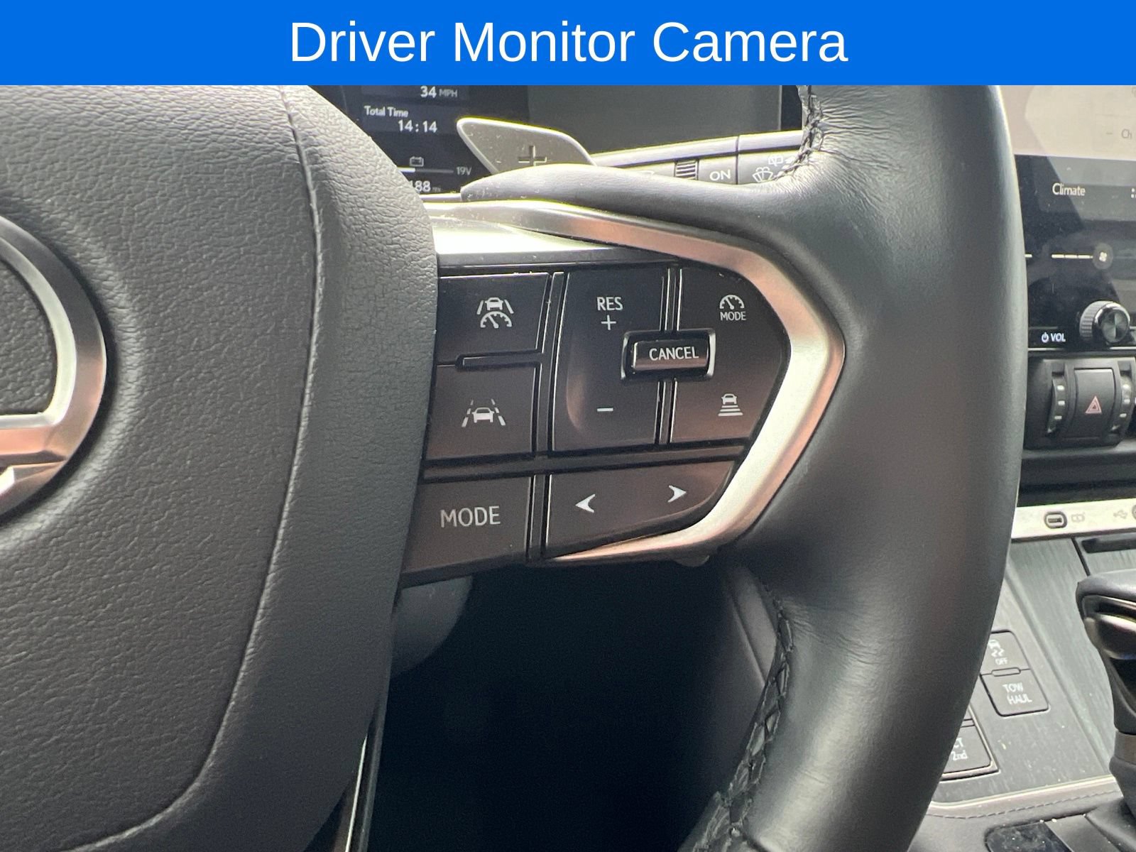 Used 2025 Lexus GX 550 w/ Accessory Package (2T) AWD/4WD image 22