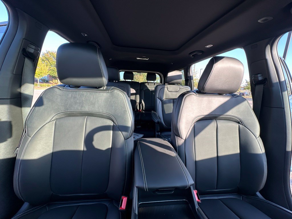 New 2027 Jeep Grand Cherokee L Limited AWD/4WD image 39