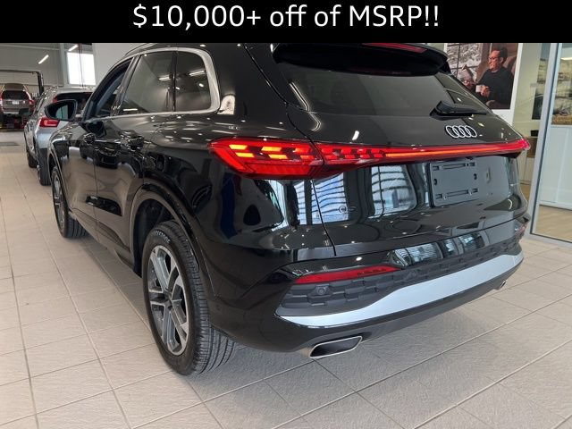 Used 2025 Audi Q5 Premium AWD/4WD image 6