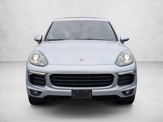 Used 2016 Porsche Cayenne AWD/4WD image 2