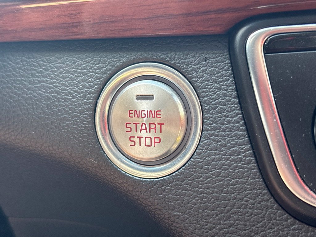 Used 2019 Kia Cadenza Technology FWD image 33
