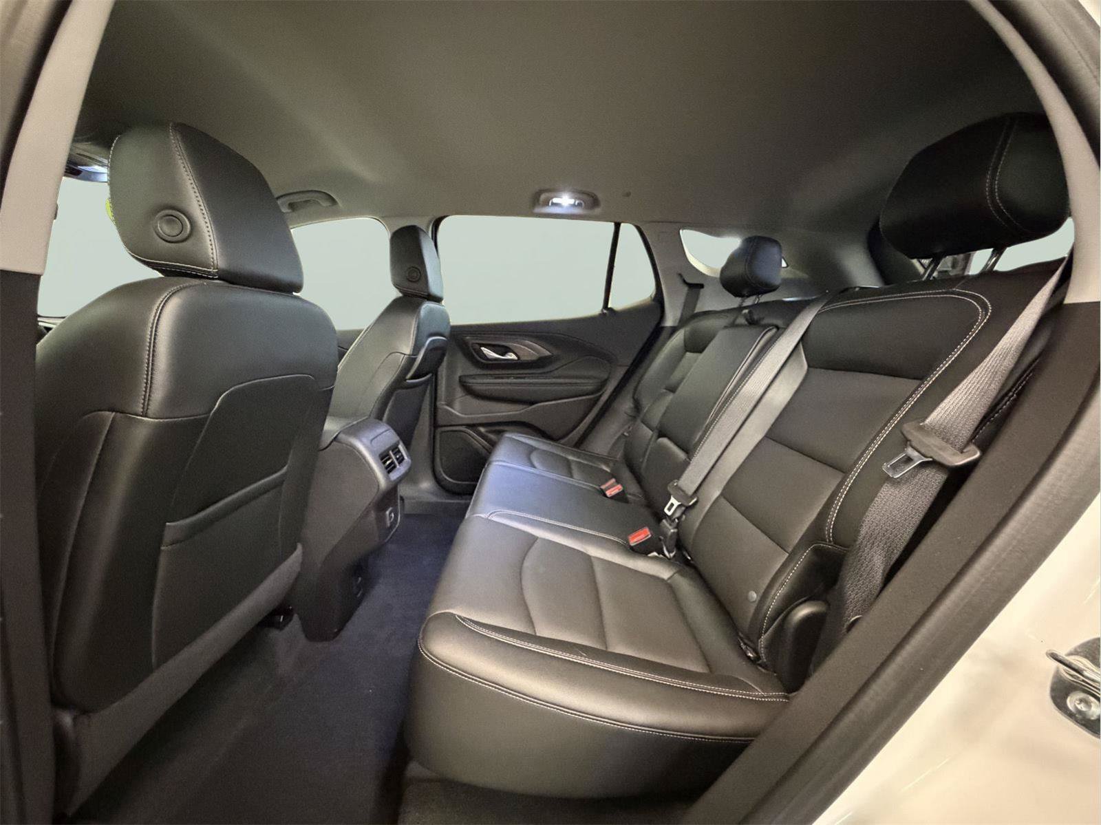Certified 2024 GMC Terrain SLT AWD/4WD image 27