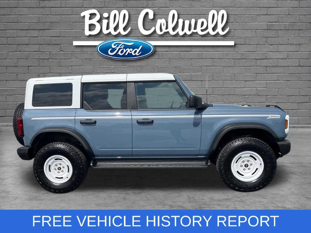 Used 2025 Ford Bronco Heritage Edition AWD/4WD image 3