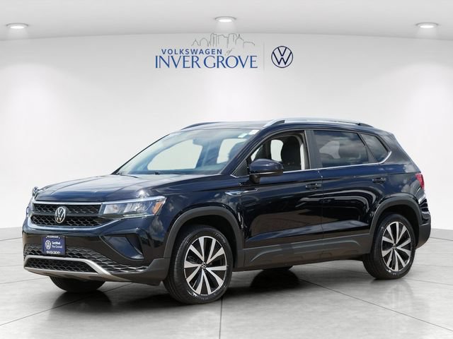 Certified 2022 Volkswagen Taos SE FWD image 3