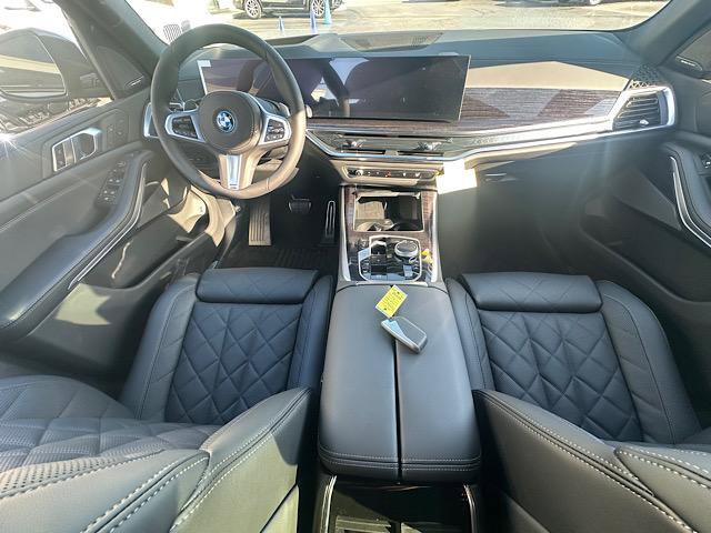New 2026 BMW X5 xDrive50e w/ M Sport Package image 6